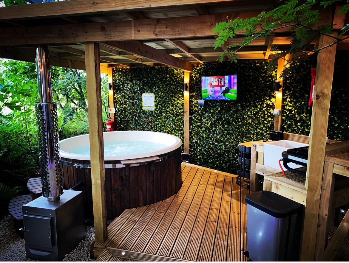 Outdoor Living Elite Hot Tub - Image 12