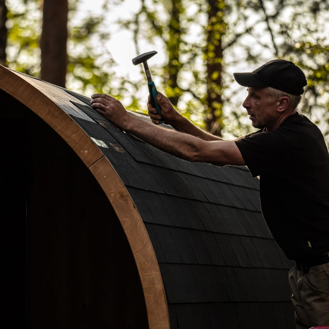 Hekla Barrel 210 - 4 Person Outdoor Sauna - Image 29