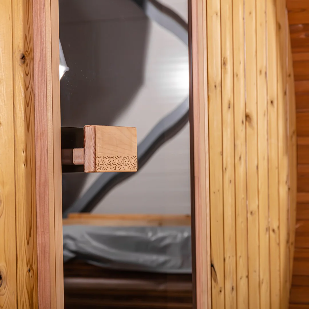 Hekla Barrel 250 - 6 Person Outdoor Sauna - Image 14