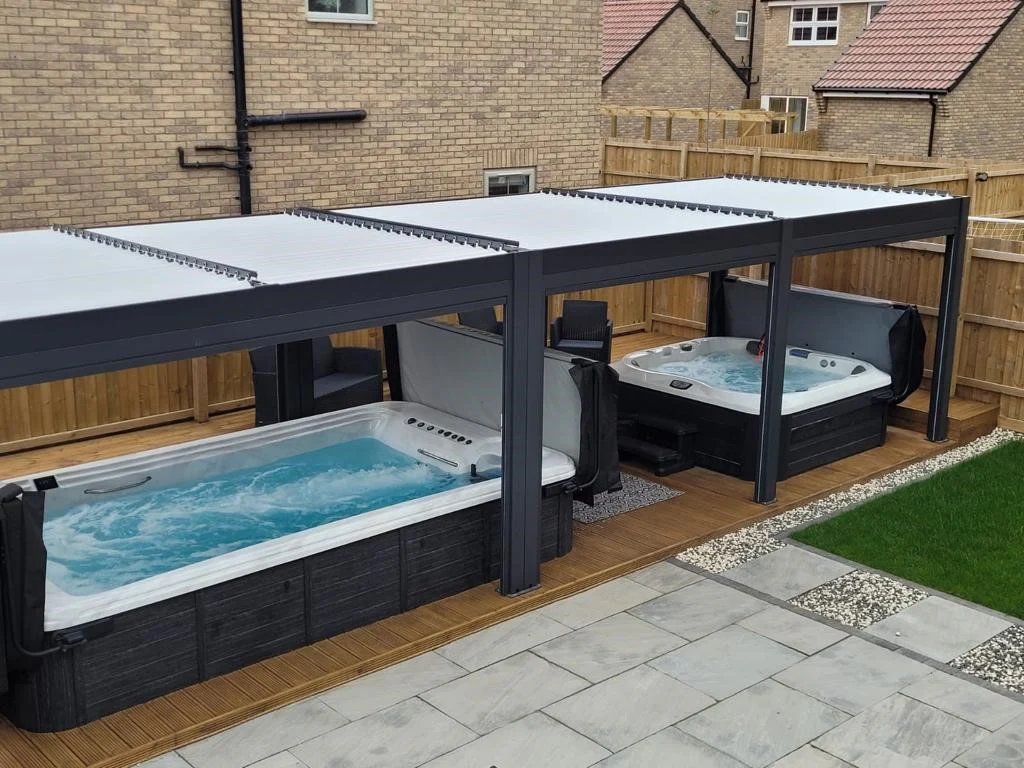 Jacuzzi® J335IP™ Hot Tub - Image 16