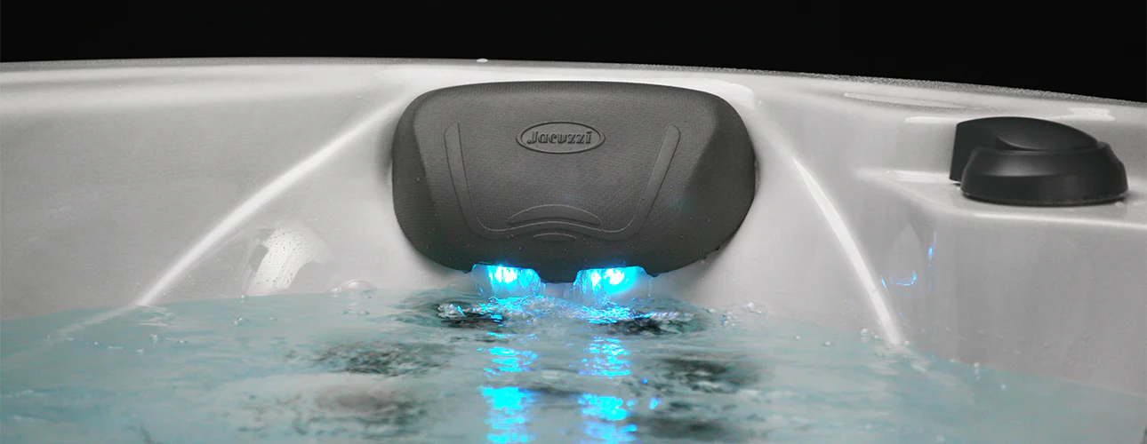 Jacuzzi® J365IP™ Hot Tub - Image 12