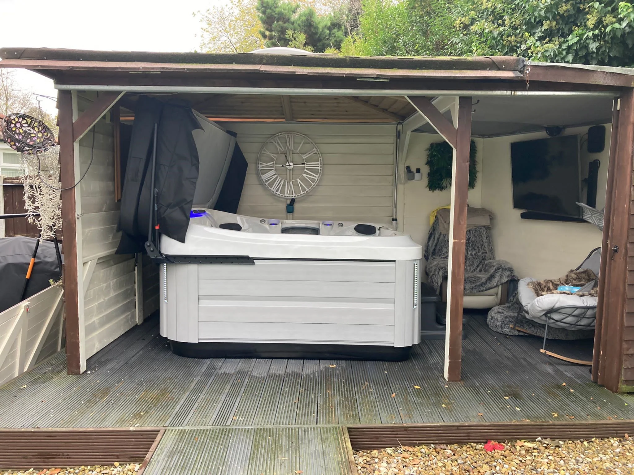 Jacuzzi® J435IP™ Hot Tub - Image 9