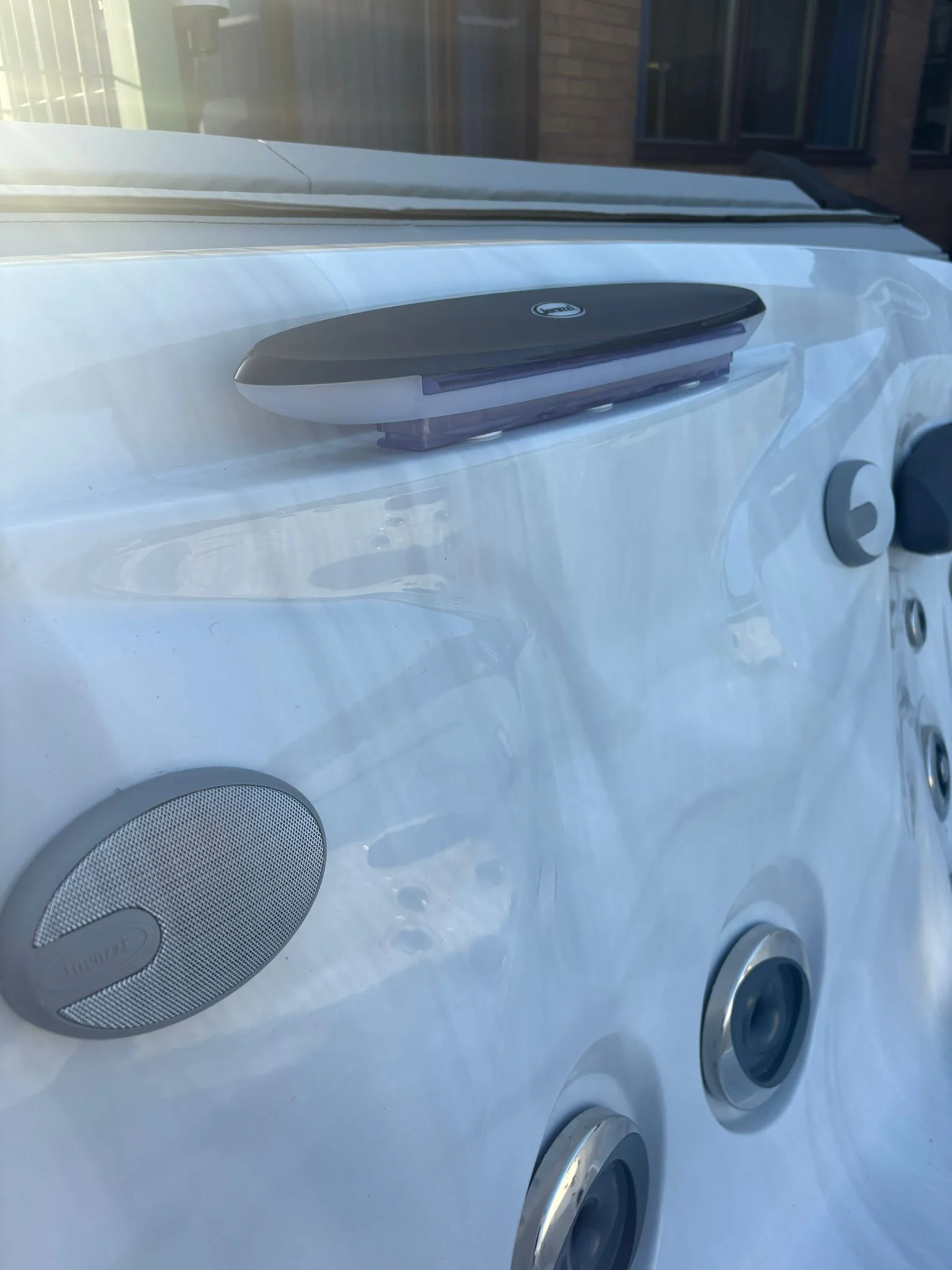 Jacuzzi® J475IP™ Hot Tub - Image 5