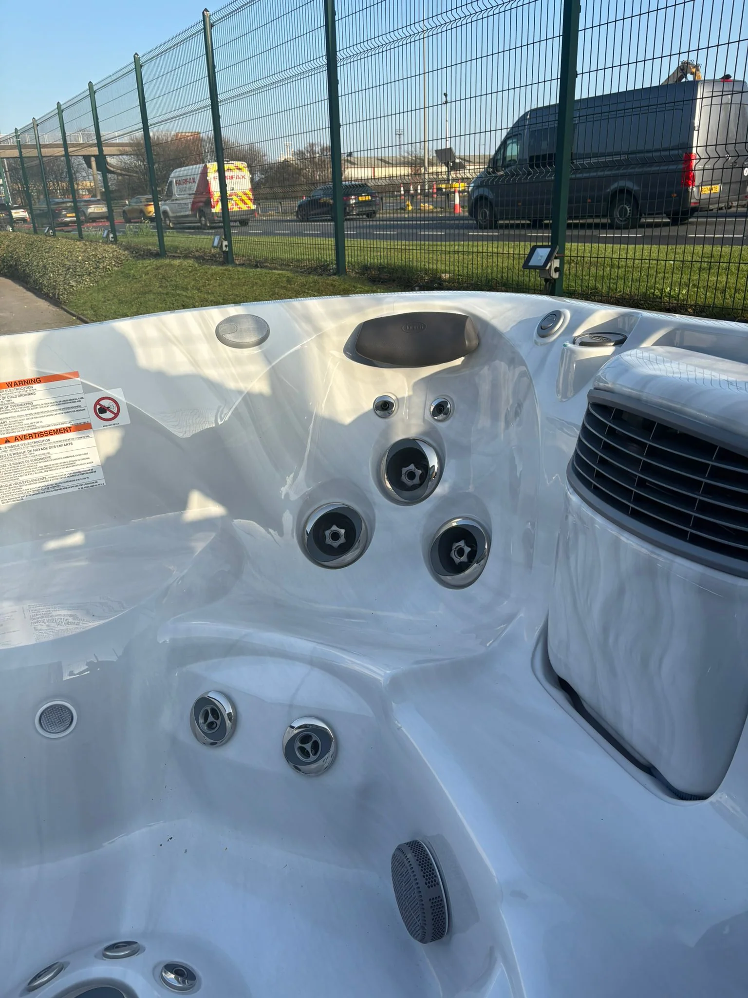 Jacuzzi® J475IP™ Hot Tub - Image 6