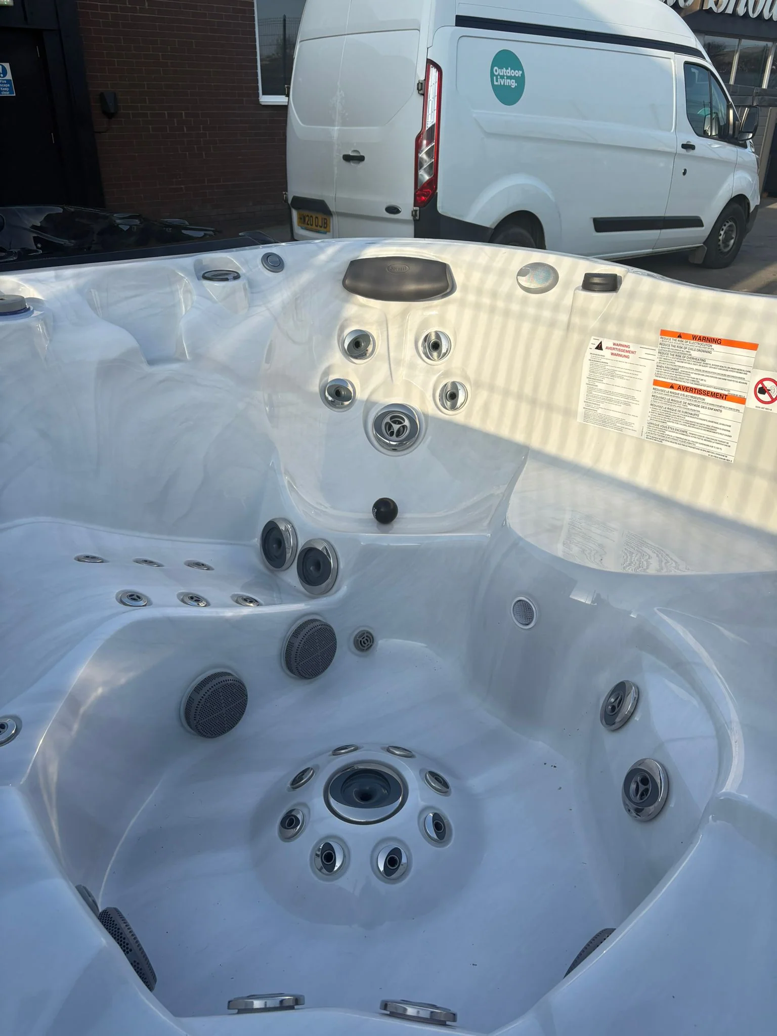 Jacuzzi® J475IP™ Hot Tub - Image 7