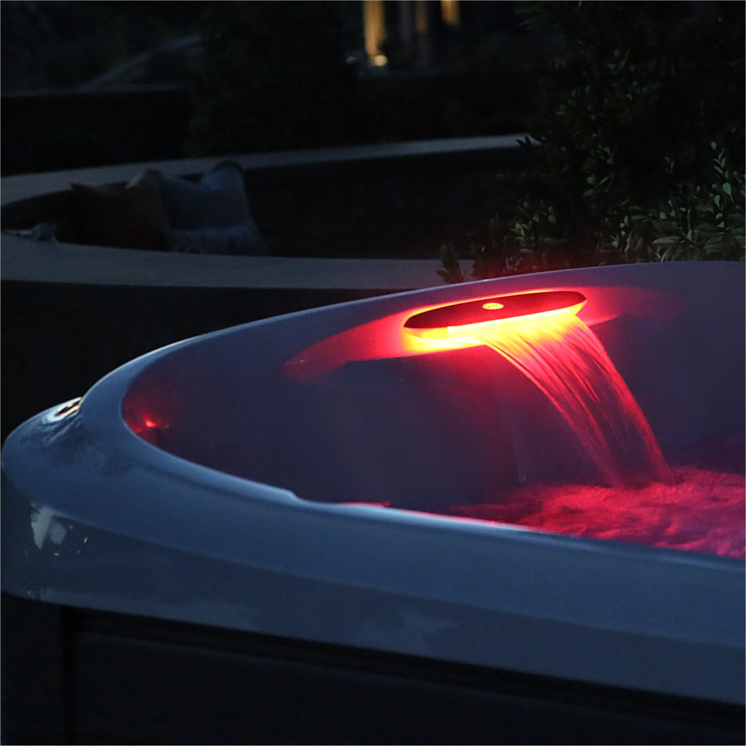 Jacuzzi® J485IP™ Hot Tub - Image 14