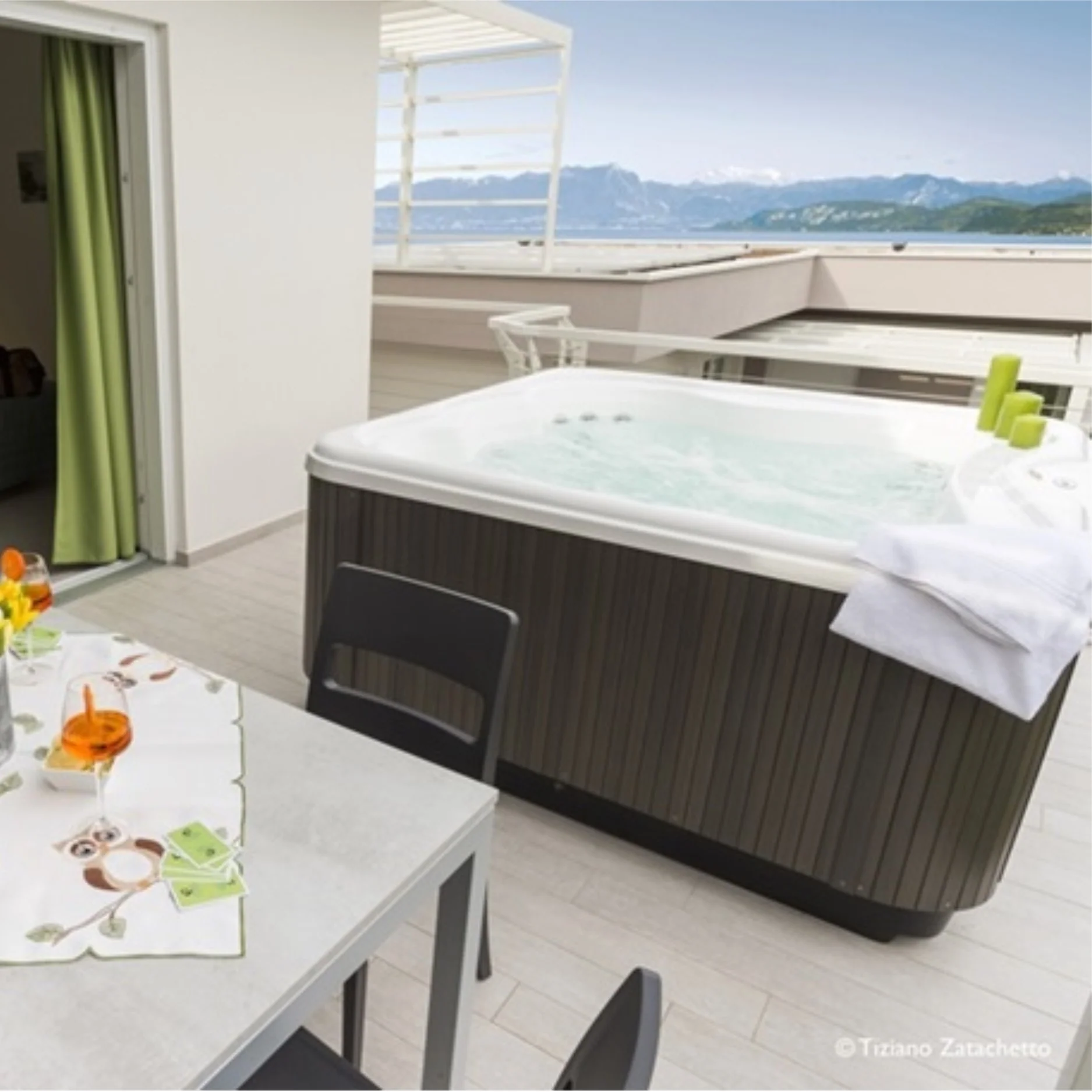 Jacuzzi® Lodge™M Hot Tub - Image 5
