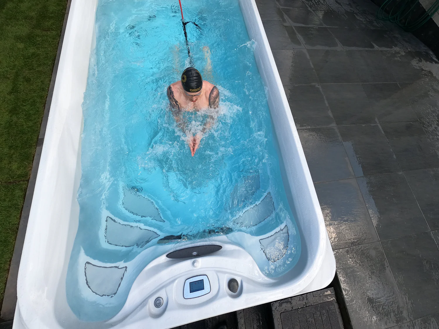 Jacuzzi® PowerPro™ J-19™ Swim Spa - Image 4