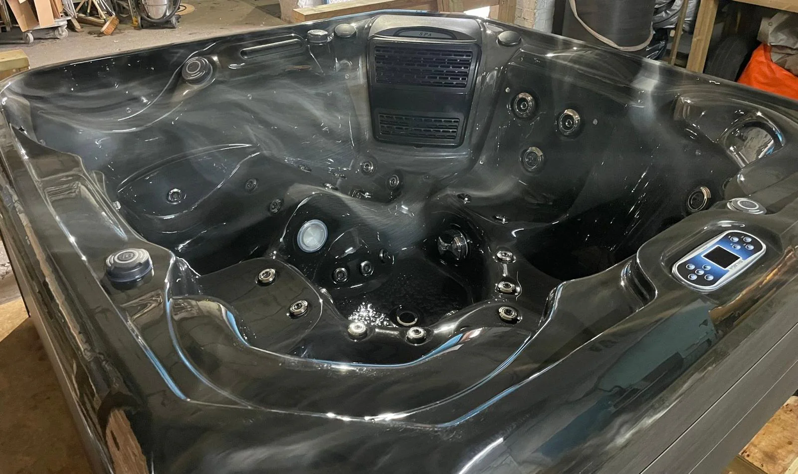 Platinum Spas Santorini Hot Tub - Image 6