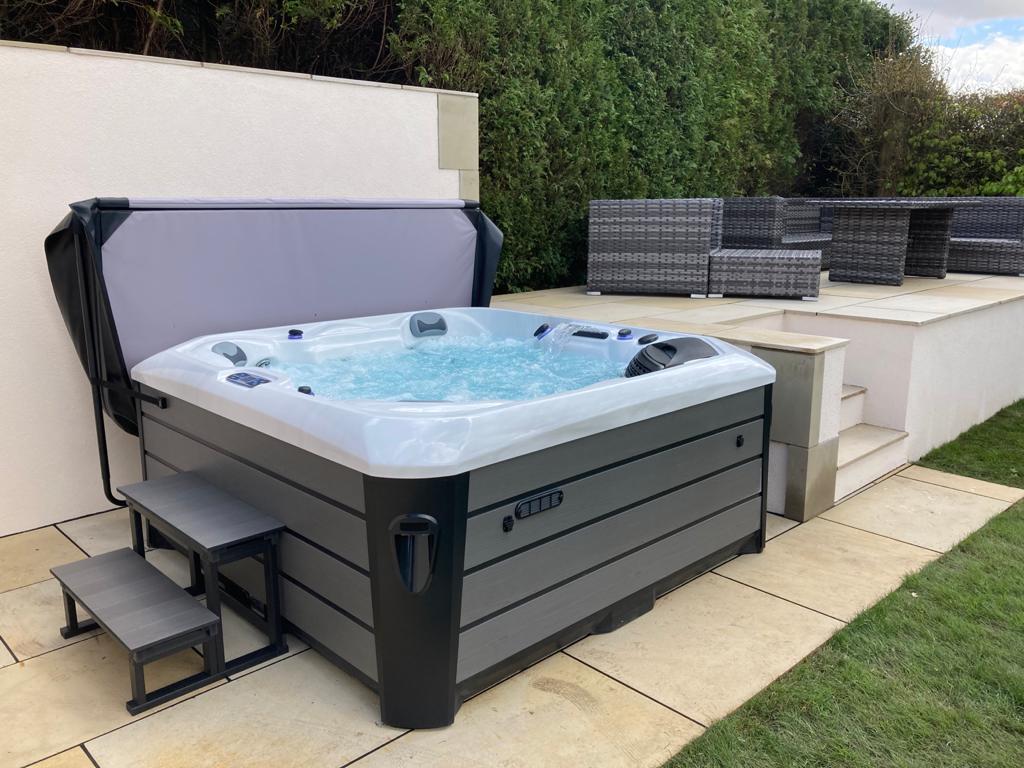 Platinum Spas Santorini Hot Tub - Image 24