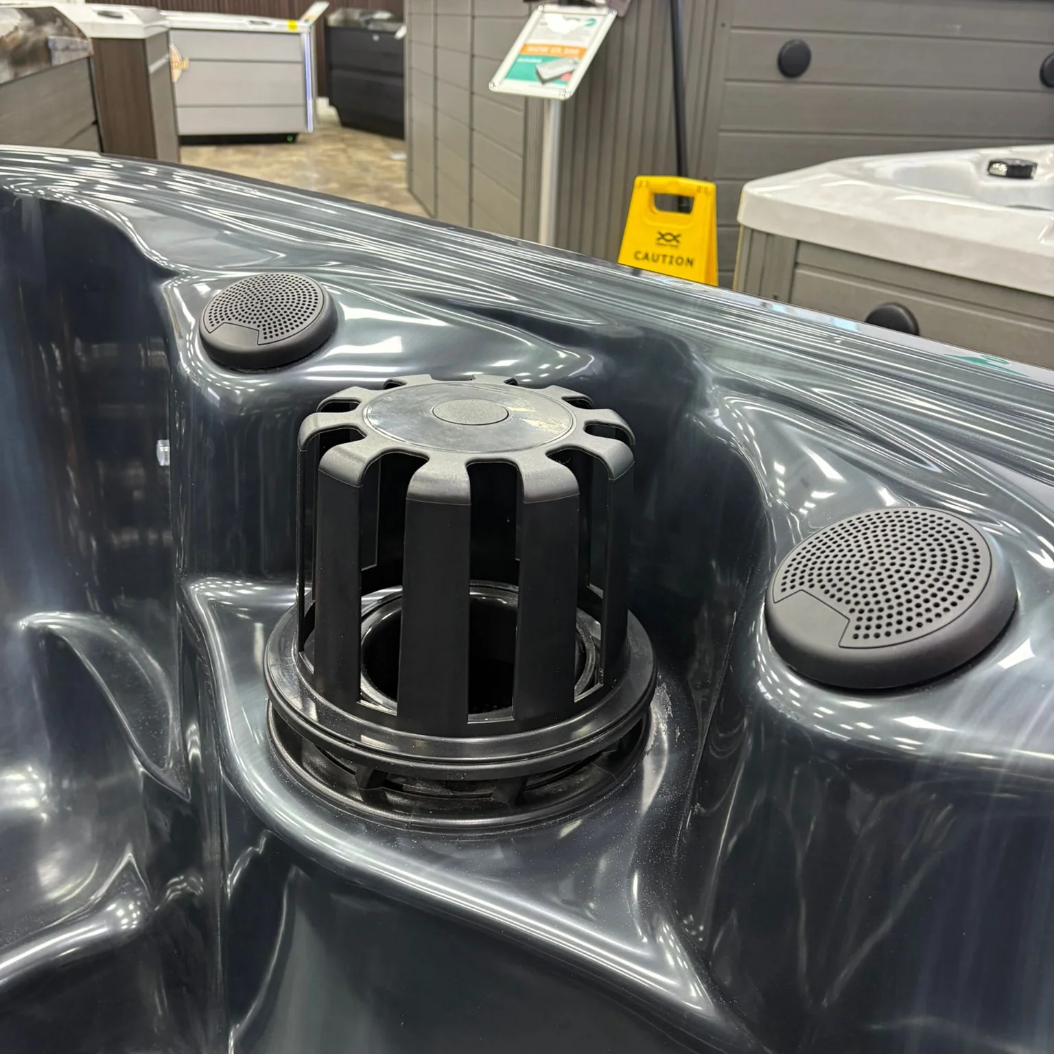 Platinum Spas Tahiti Hot Tub - Image 7