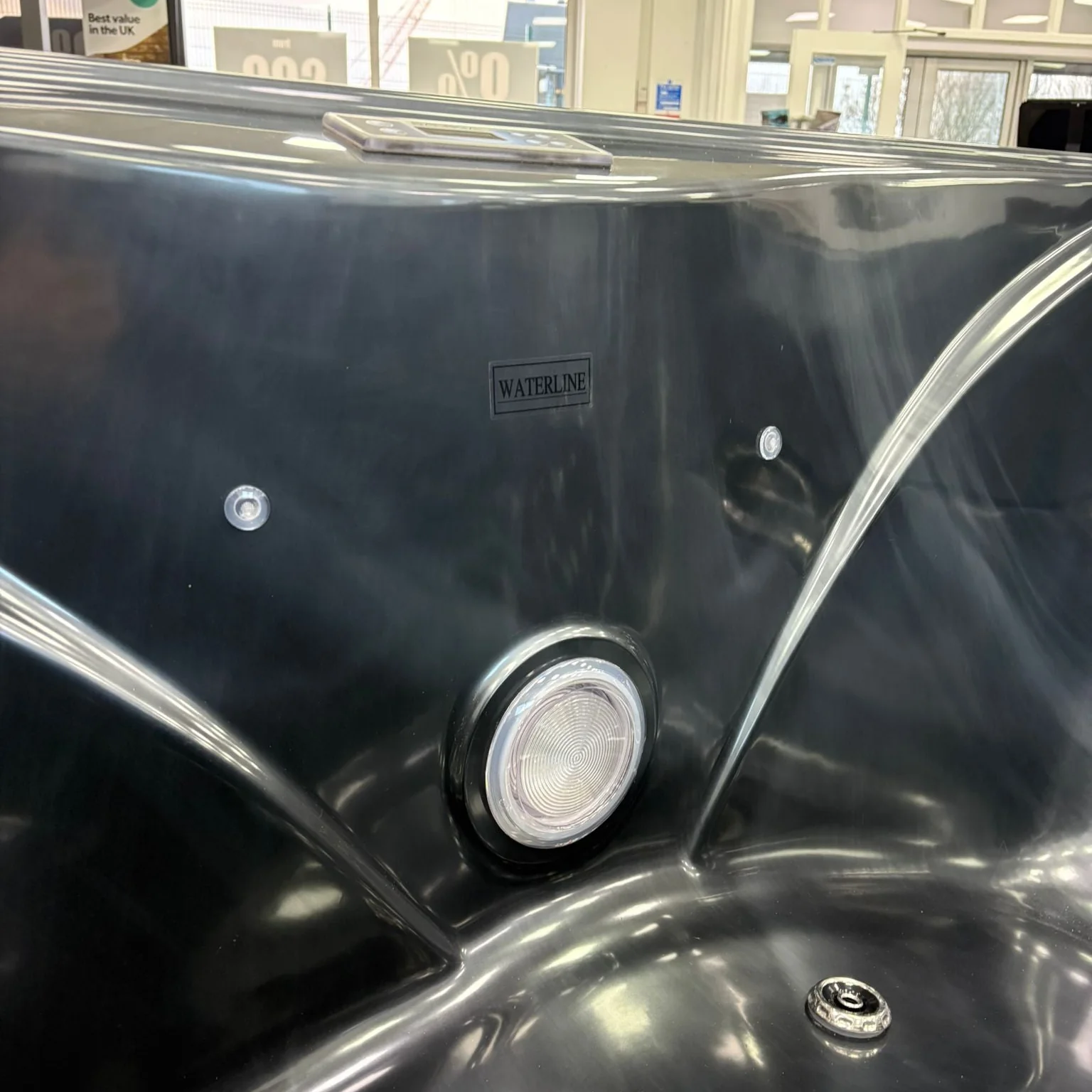 Platinum Spas Tahiti Hot Tub - Image 8