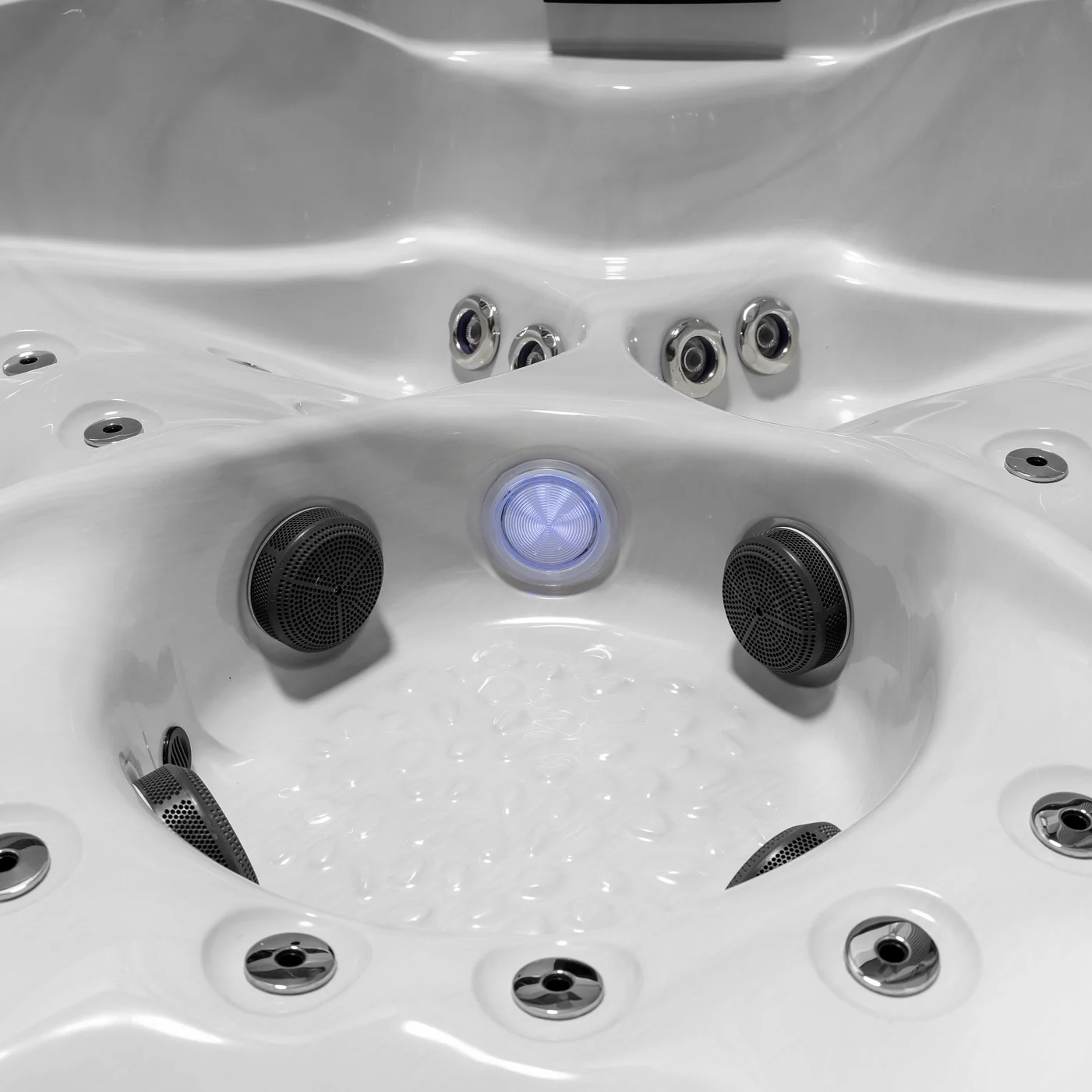 Sun & Soul™ 550™ Hot Tub - Image 5